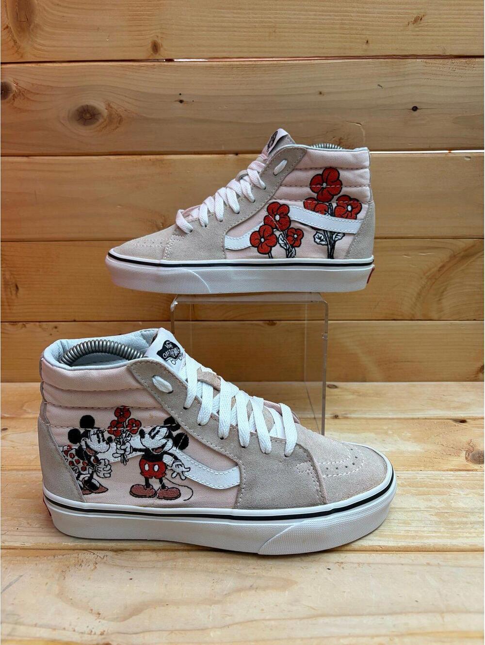 Vans x Disney Sk8 Hi Mickey Minnie Flowers hi top shoes - mens 4.5 / Women’s 6